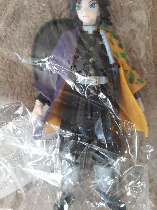 Figura Giyu Tomioka da anime Demon Slayer