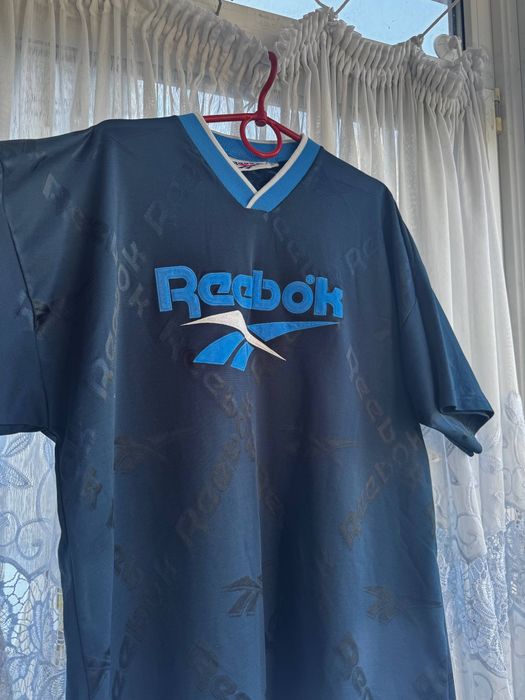 Вінтажна футболка Reebok джерсі