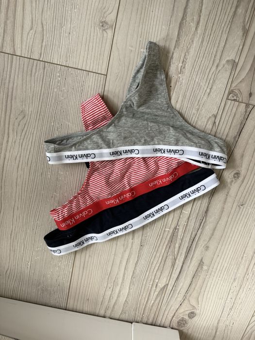 Stringi majtki Calvin Klein pakiet 3 szt logo guma rozm.S nowe !