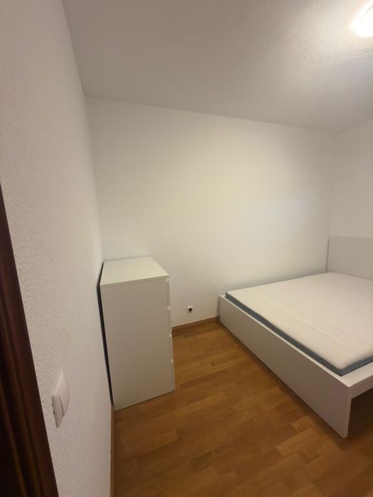 Arrenda-se 2 quartos / solteiro 350€/ e , casal 500€