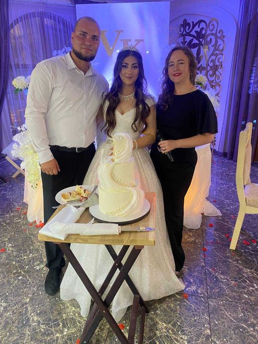 Ведущая свадеб,церемоний,корпоративов,юбилеев,выпускных!