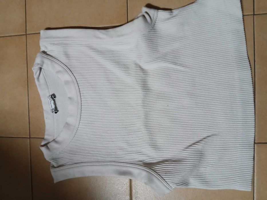 Top branca, da Zara (tamanho XS)