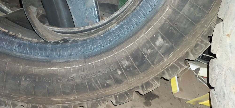 з/ч для грузовых авто; шины 260