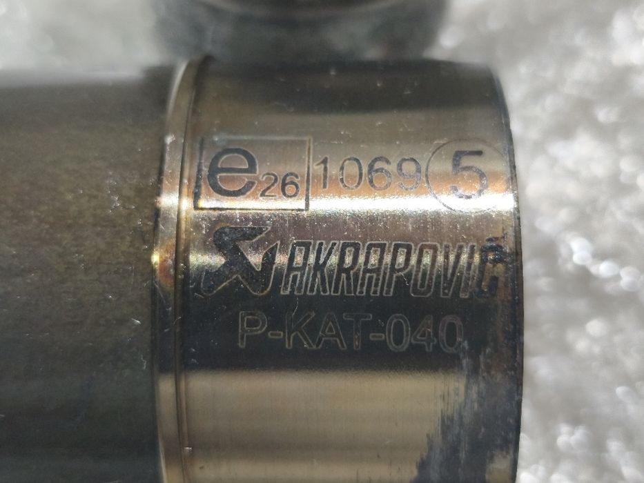 Catalisador ackrapovic P-KAT-040 / P-KAT-051