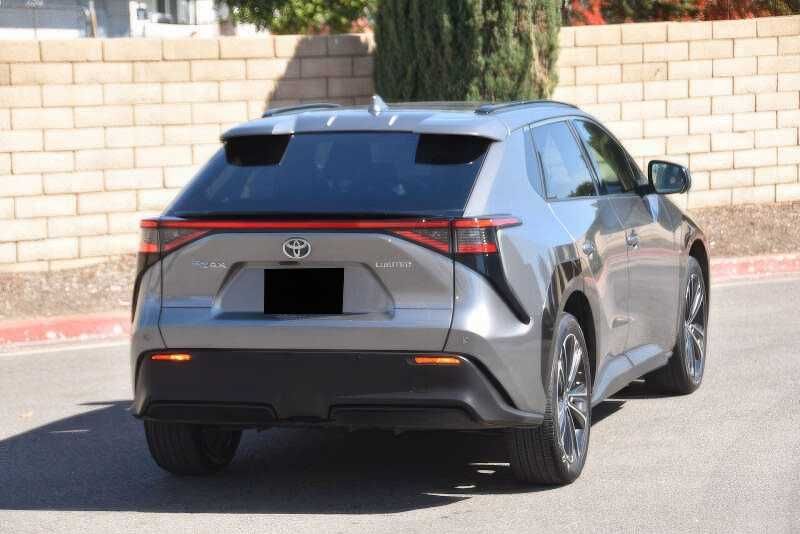 2023 Toyota bZ4X Limited