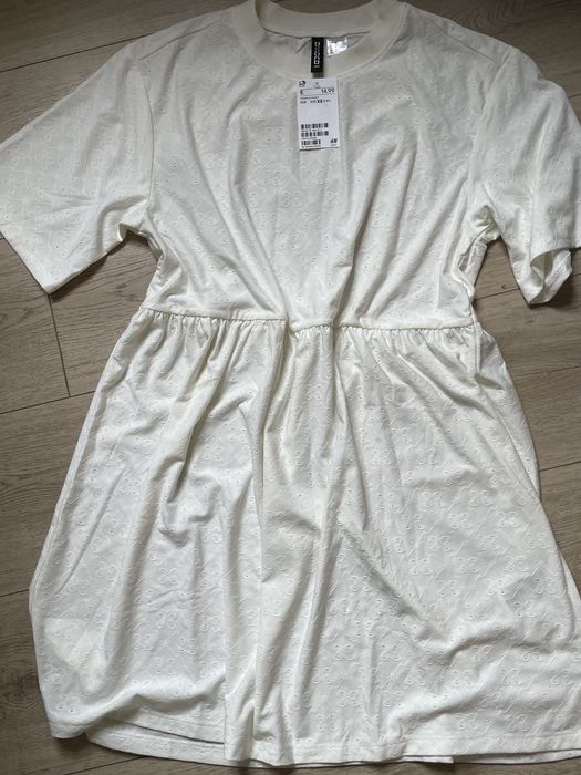 H&M мереживна сукня
