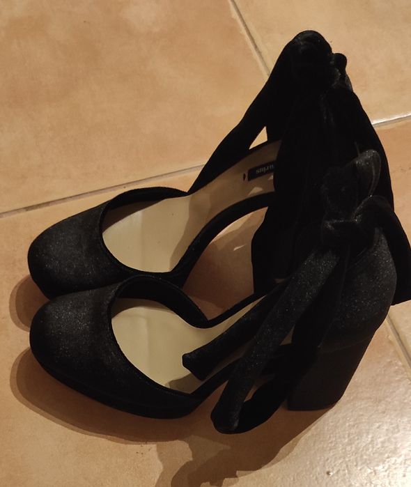 Sandálias de salto alto 36