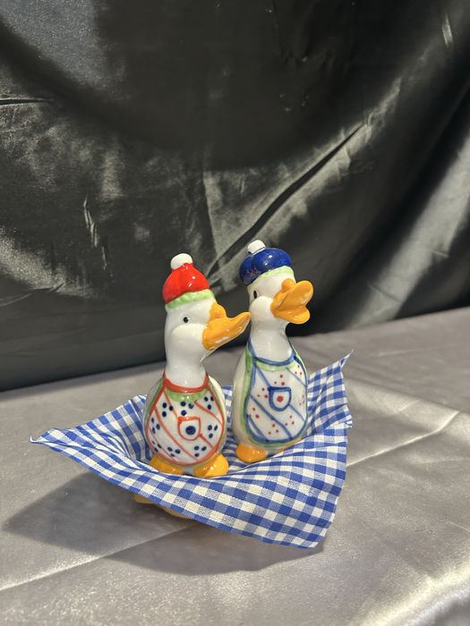 Solniczka i pieprzniczka – Kaczka i kaczorek – Ceramiczny zestaw