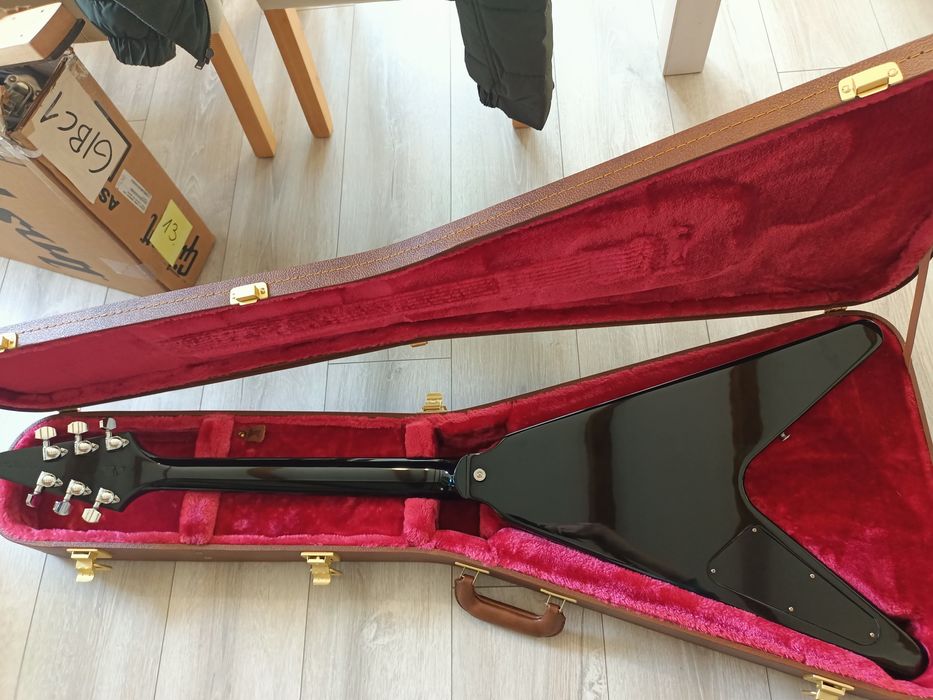 Gitara Elektryczna Gibson 80's Flying V EB Ebony 2020 r. - Nowy/Okazja/Wyprzedaż