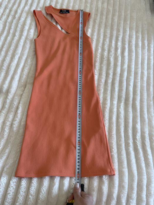Фірмове плаття приталене Bershka XS