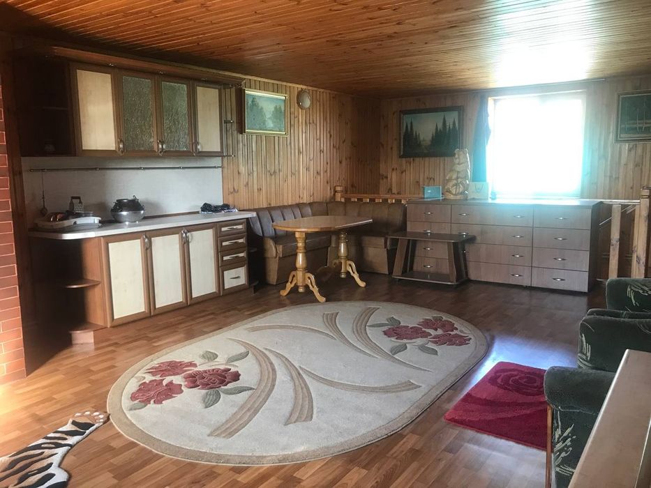 Продається будинок для відпочинку та бізнесу в с.Фастівець
