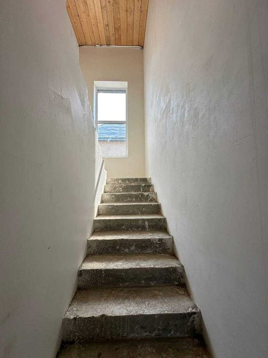 Продається окремий будинок в Крихівцях!