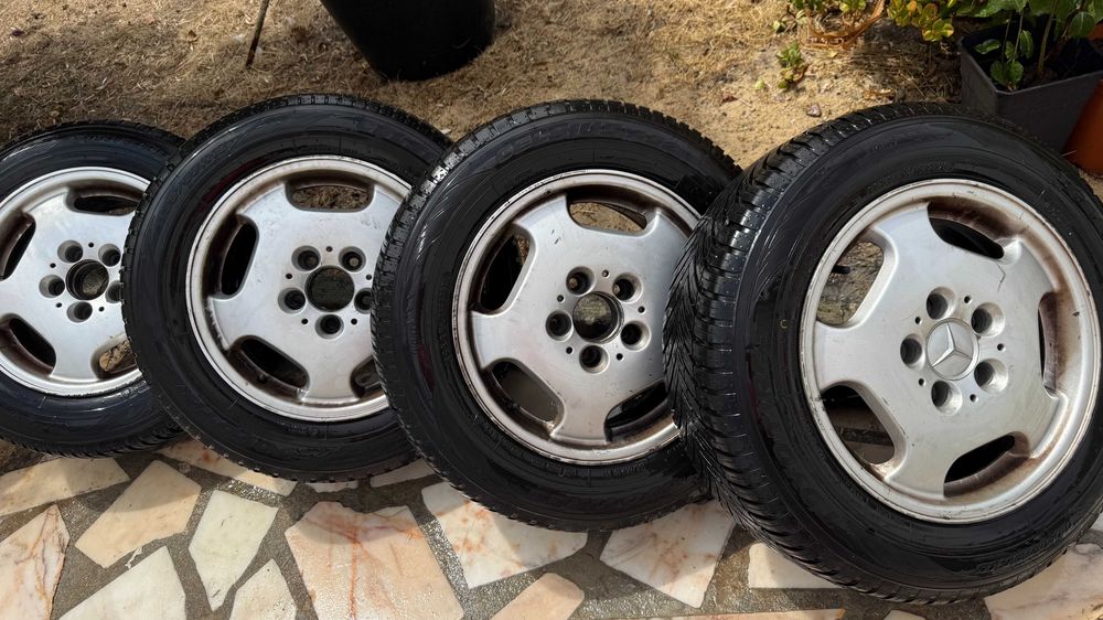 Jantes originais Mercedes-Benz 15” + pneus Toyo Celsius AS2 All Season – 450 € negociável