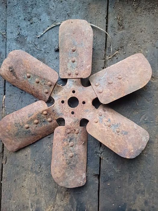 Крильчатка МТЗ ЮМЗ д-240