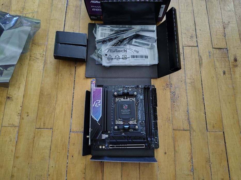 ASRock B850I Lightning WiFi