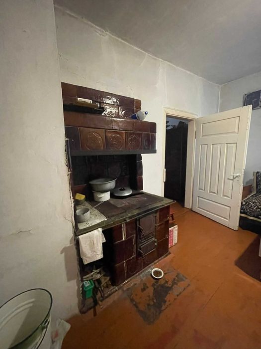 Цегляний будинок в с. Сілець, 7 км від Шептицького