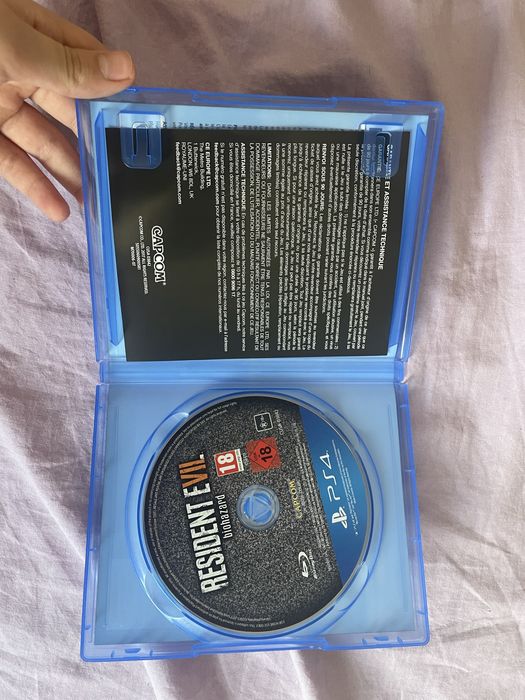 Диск для пс 4 Resident evil biohazard