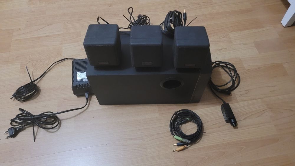 Creative DTT2200 - 3 głośniki, subwoofer, pilot
