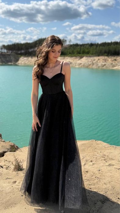 Продаю випускну сукню