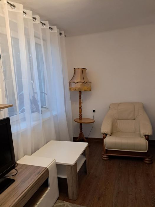Wynajme mieszkanie 40 m 2 pokoje ,parter blok lipno,