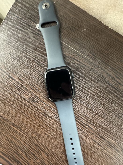 Apple Watch SE (GPS) (2‑го покоління)