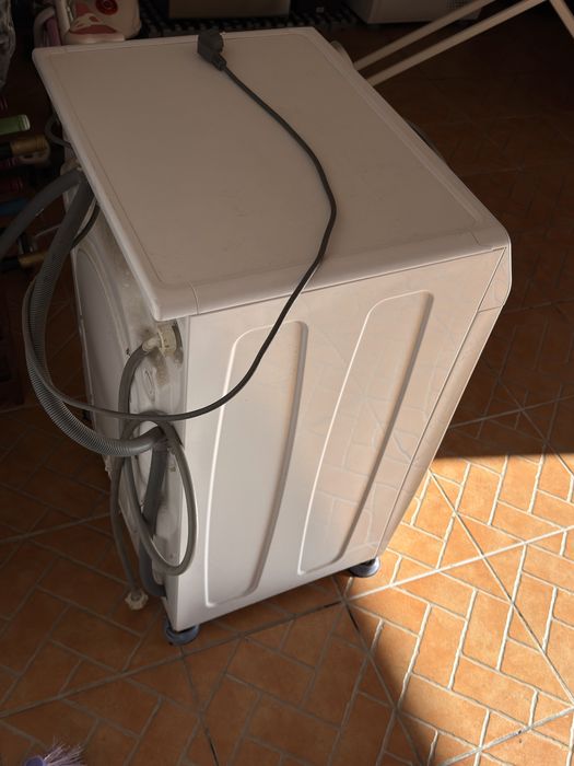 Maquina lavar roupa