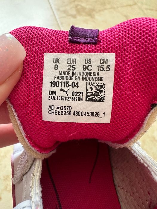 Кросівки дівчачі Puma