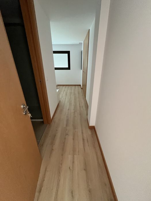 Aluguer quarto carvalhos