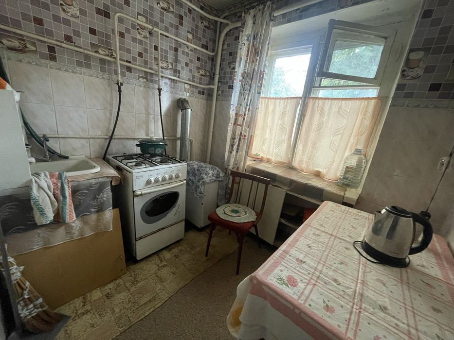 Квартира в центрі міста! Можна під комерцію ! Гарне розташування!!