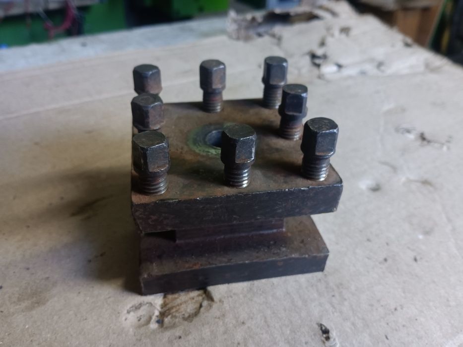 Задня бабка токарного ТВ7, різцетримач на тв7