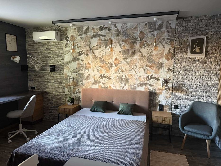 Здаю квартиру городок новий будинок