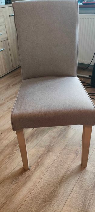 Krzesła do salonu 4 sztuki