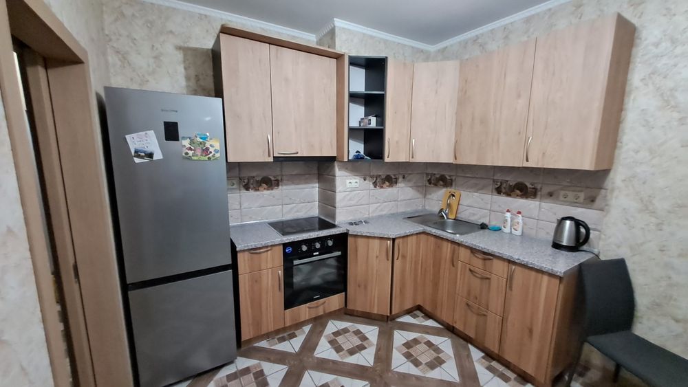 Сдам Свою однокімнатну, 40 м²,  Варшавський квартал, Виноградар,