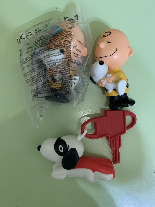 іграшки з мультфільміф МакДональдс