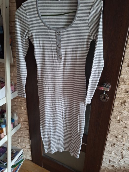 Sukienka szara prążkowana Royal Fashion S/M
