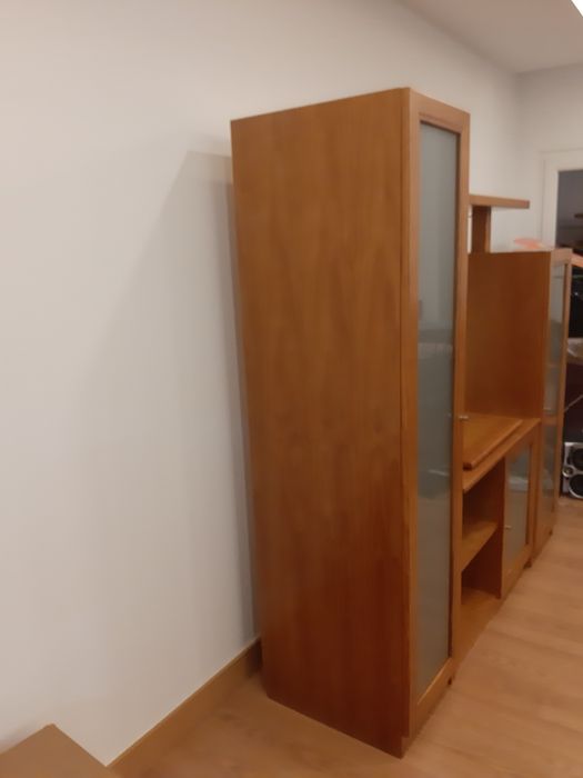 Mobilia sala em pinho mel