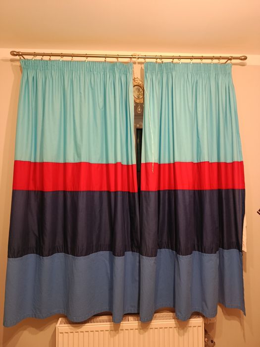 Zasłony 2 szt. zaciemniające do pokoju dziecięcego 150/172