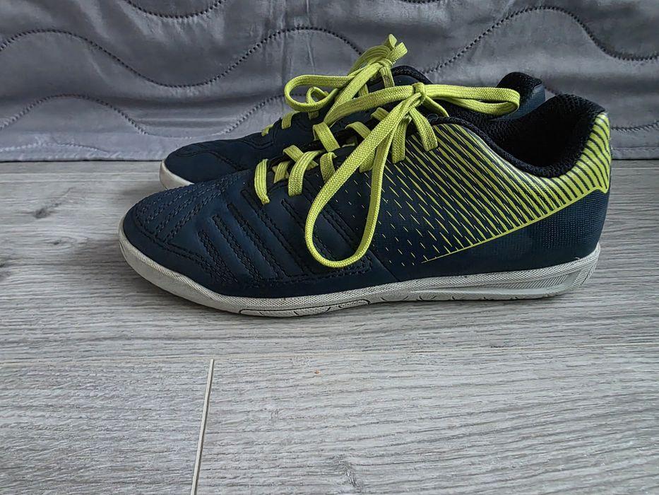 Buty halówki, Kipsta r. 33