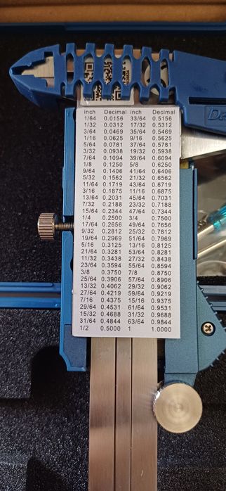 Suwmiarka elektroniczna 150mm. Dasqua - włoska. IP67 WODOODPORNA