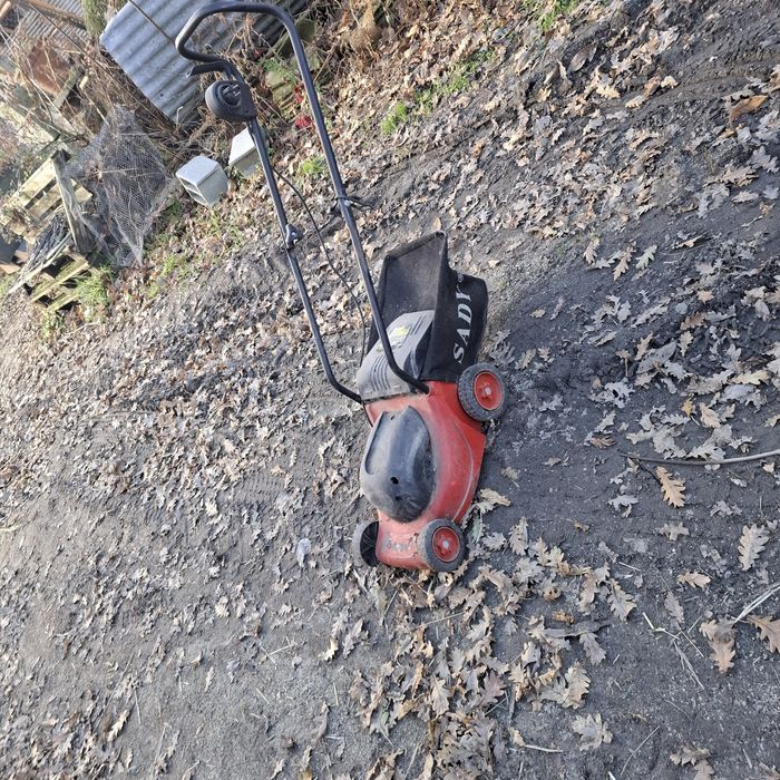 Corta relva eletrico