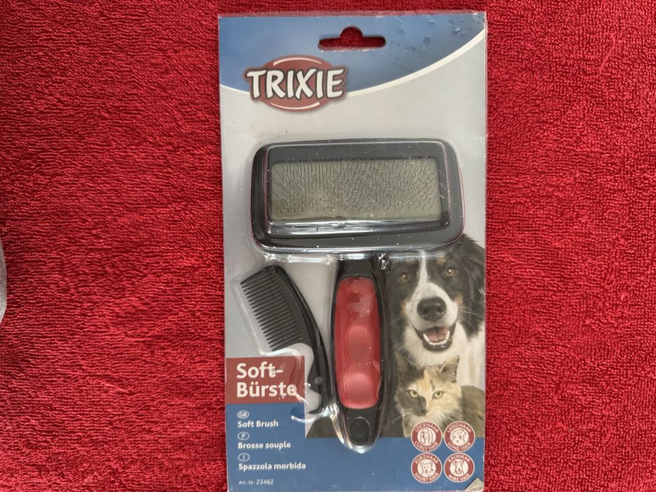 Пуходерка Trixie 23462 15×9 см з додатковим гребінцем, майже нова