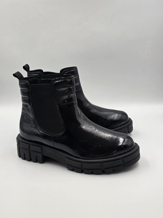 Botki skórzane caprice