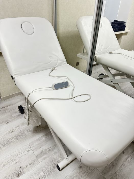Кушетка косметологічна електрична
