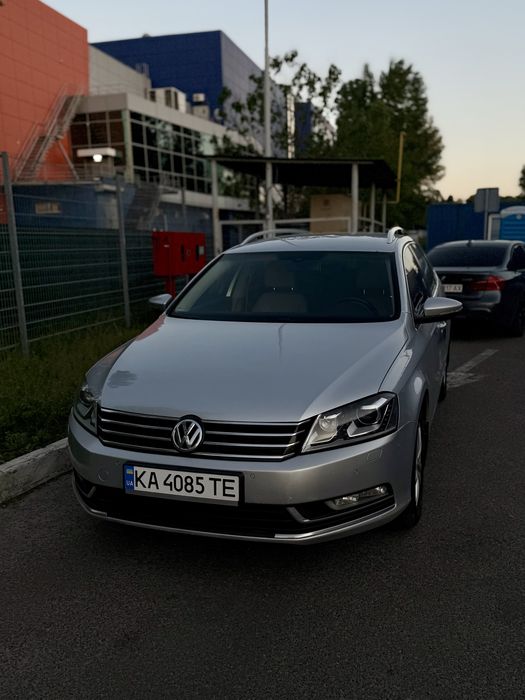 Volkswagen Passat Variant, 2012
