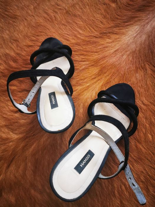 Sandálias de salto alto Mango