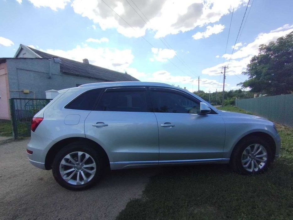Продаю Audi Q5, 2012