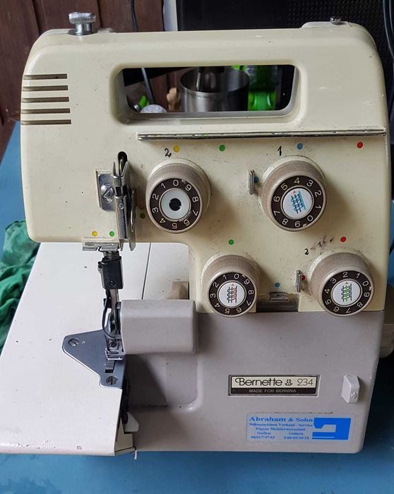 оверлок Bernette 234
