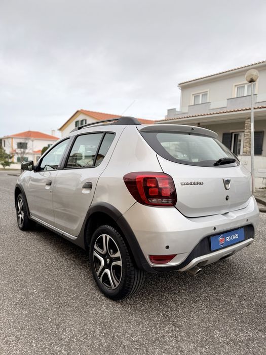 Sandero stepway 2018/ 1.5 dci muito estimado