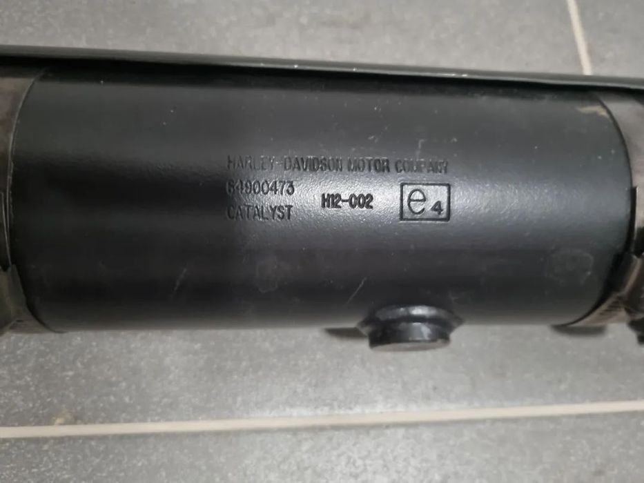harley davidson softail slim s tłumik wydech 64900473