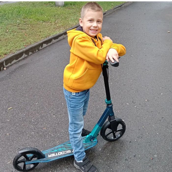 Продам самокат для мальчика